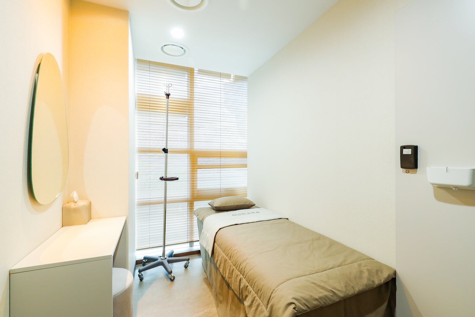 Scar Hair Transplant at MONARA Dermatology Clinic